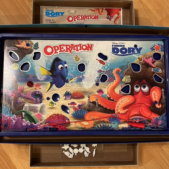Disney Pixar Finding Dory Operation Family Game - Picture 6 of 9